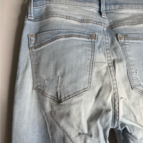 Express Women's Light Blue Distressed Jeans midrise (Size 4R) - Picture 7 of 10